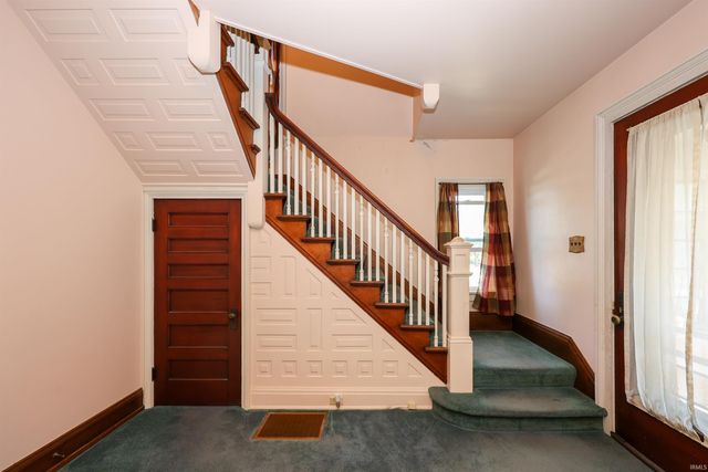 127 E Wiley Avenue, Bluffton, IN 46714