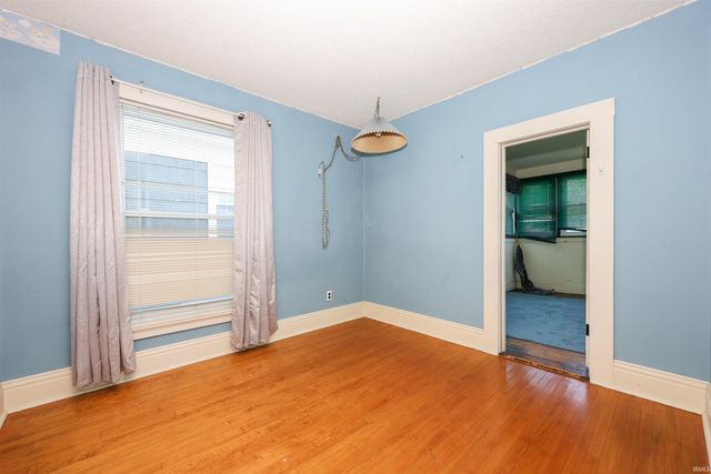 127 E Wiley Avenue, Bluffton, IN 46714