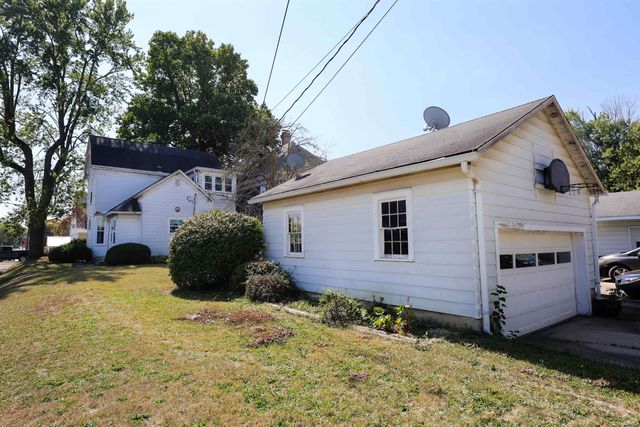 127 E Wiley Avenue, Bluffton, IN 46714