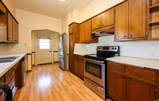 127 E Wiley Avenue, Bluffton, IN 46714