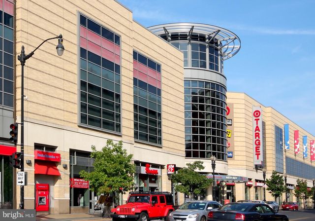 1674 IRVING ST NW, Washington, DC 20010