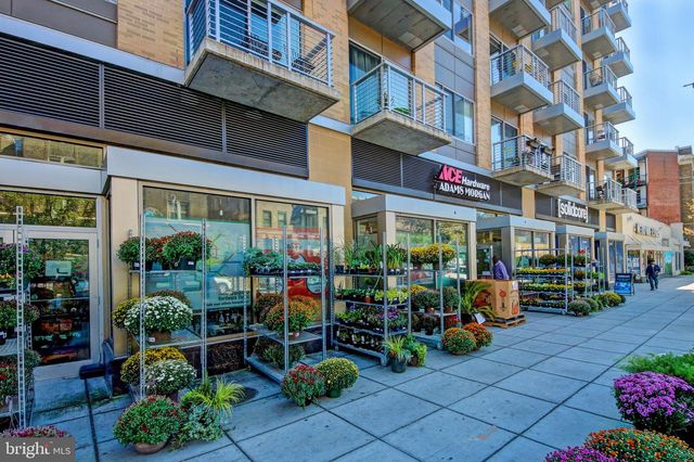 1674 IRVING ST NW, Washington, DC 20010