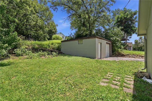 205 N 4th Street, Kansas City, KS 66111