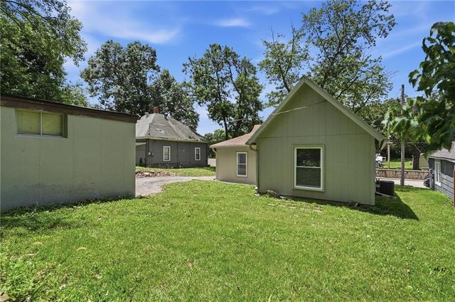 205 N 4th Street, Kansas City, KS 66111