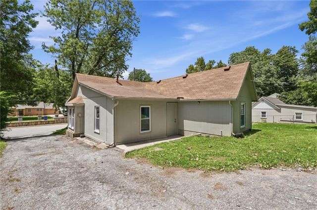 205 N 4th Street, Kansas City, KS 66111