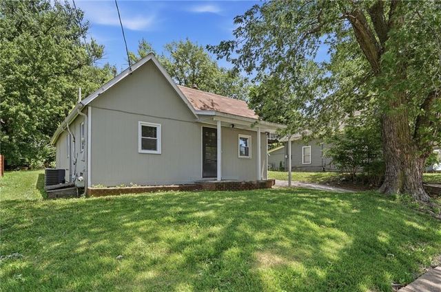 205 N 4th Street, Kansas City, KS 66111