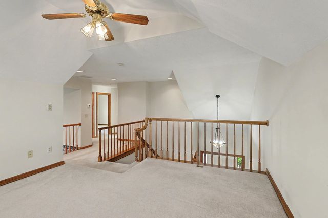 2820 N Tallgrass St, Wichita, KS 67226