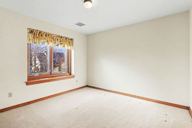 2820 N Tallgrass St, Wichita, KS 67226