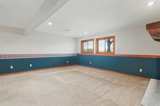 2820 N Tallgrass St, Wichita, KS 67226