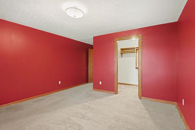 2820 N Tallgrass St, Wichita, KS 67226