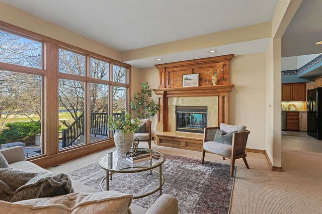 2820 N Tallgrass St, Wichita, KS 67226