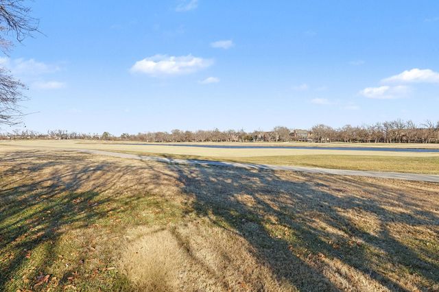 2820 N Tallgrass St, Wichita, KS 67226