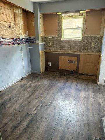 13644 Linnhurst Street, Detroit, MI 48205