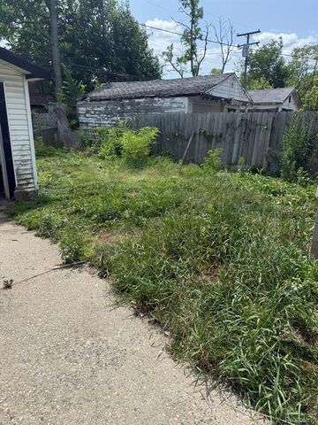 13644 Linnhurst Street, Detroit, MI 48205
