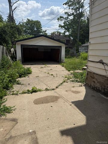 13644 Linnhurst Street, Detroit, MI 48205