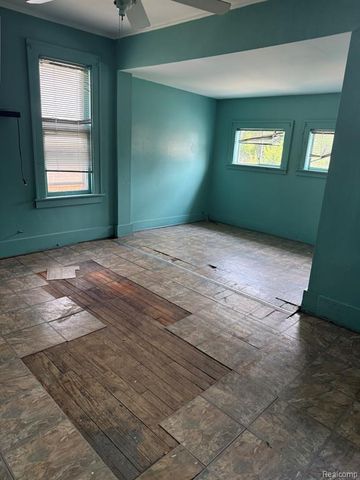 13644 Linnhurst Street, Detroit, MI 48205