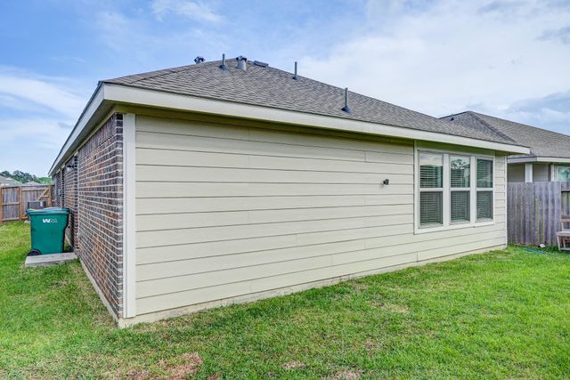 20897 Cropani Shadow Drive, New Caney, TX 77357