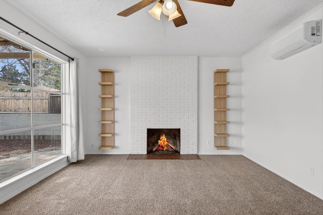 5701 Madeira Place NE, Albuquerque, NM 87110