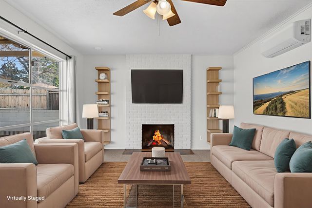 5701 Madeira Place NE, Albuquerque, NM 87110