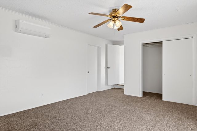 5701 Madeira Place NE, Albuquerque, NM 87110