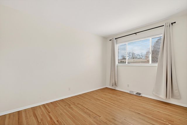 5701 Madeira Place NE, Albuquerque, NM 87110