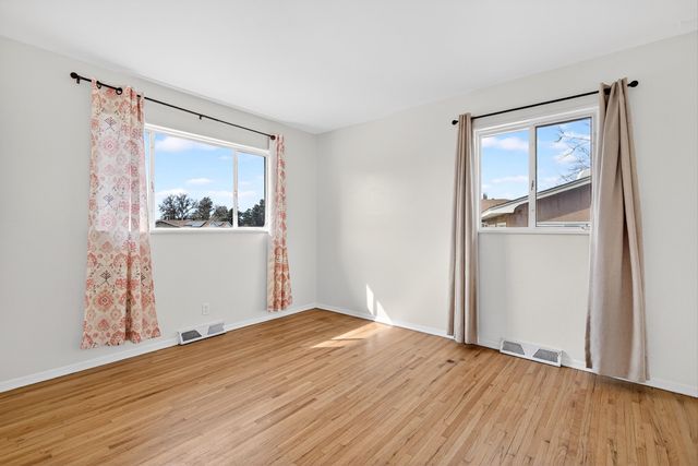 5701 Madeira Place NE, Albuquerque, NM 87110