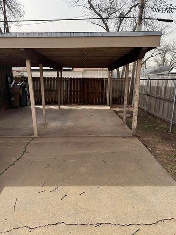 1681 SPEEDWAY AVENUE, Wichita Falls, TX 76301