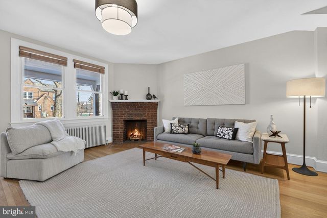 214 JEFFERSON ST NW, Washington, DC 20011