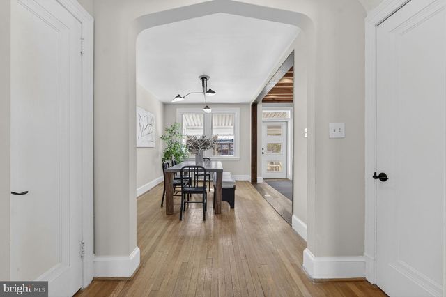 214 JEFFERSON ST NW, Washington, DC 20011