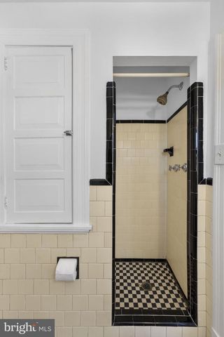 214 JEFFERSON ST NW, Washington, DC 20011