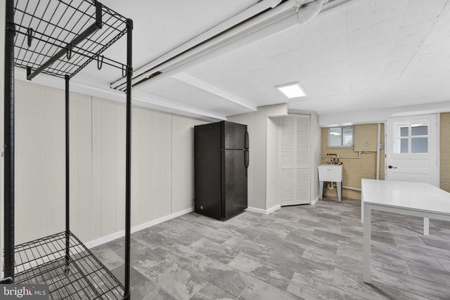 214 JEFFERSON ST NW, Washington, DC 20011