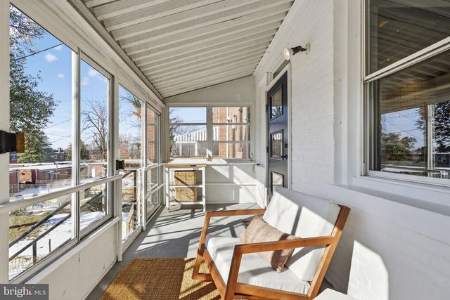 214 JEFFERSON ST NW, Washington, DC 20011