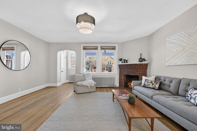 214 JEFFERSON ST NW, Washington, DC 20011