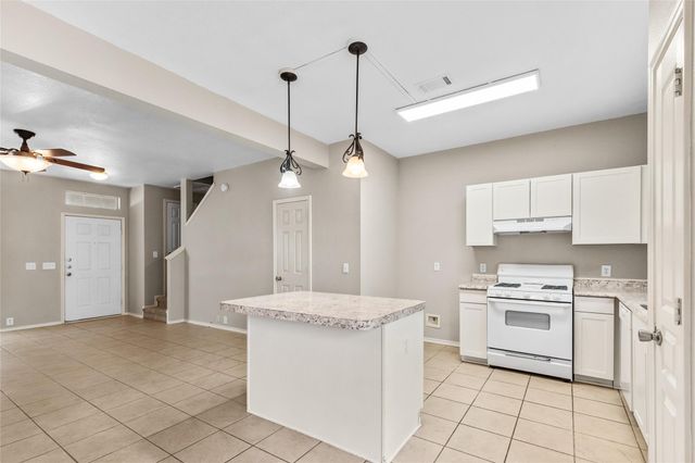 16802 Pine Castle Drive, Houston, TX 77095