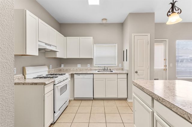 16802 Pine Castle Drive, Houston, TX 77095