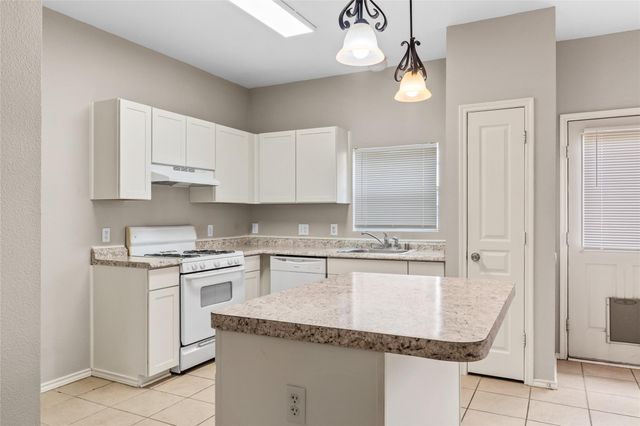 16802 Pine Castle Drive, Houston, TX 77095