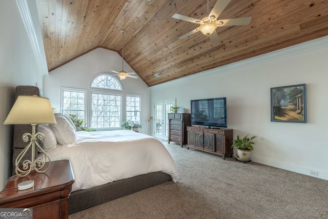 5804 Ridgewater Circle, Gainesville, GA 30506