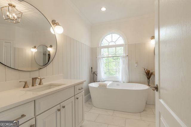 5804 Ridgewater Circle, Gainesville, GA 30506