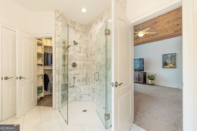 5804 Ridgewater Circle, Gainesville, GA 30506
