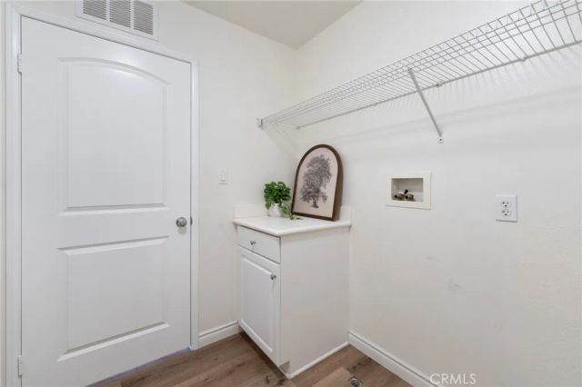 94 Hedge Bloom, Irvine, CA 92618