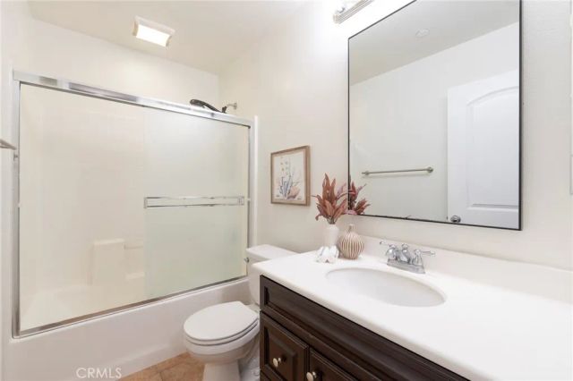 94 Hedge Bloom, Irvine, CA 92618
