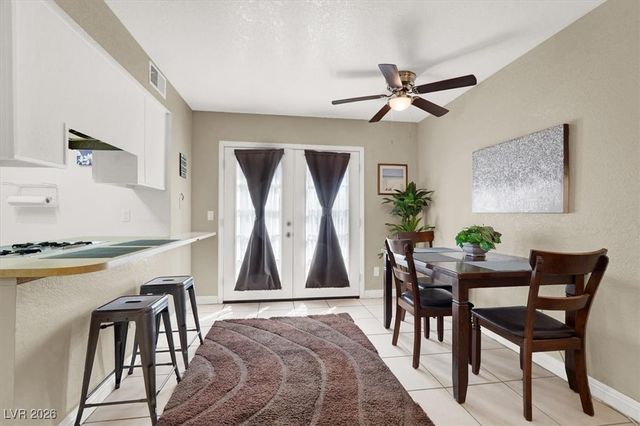 566 Sellers Place, Henderson, NV 89011