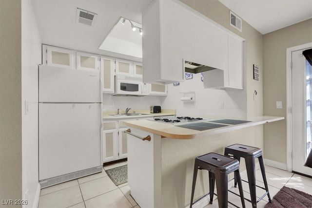 566 Sellers Place, Henderson, NV 89011