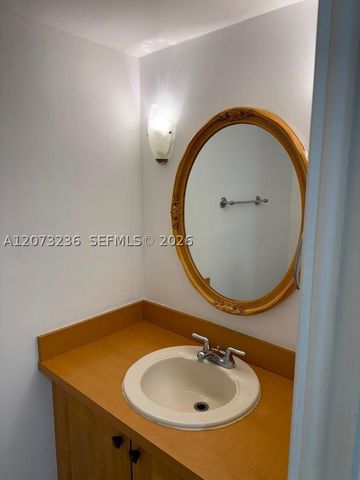 1830 SW 81st Ave 4211, North Lauderdale, FL 33068