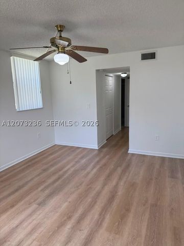 1830 SW 81st Ave 4211, North Lauderdale, FL 33068