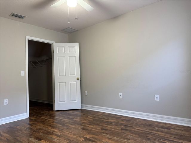 5909 WEDGEFIELD DRIVE, Zephyrhills, FL 33541