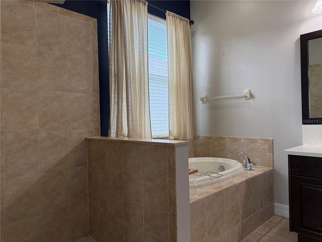 5909 WEDGEFIELD DRIVE, Zephyrhills, FL 33541