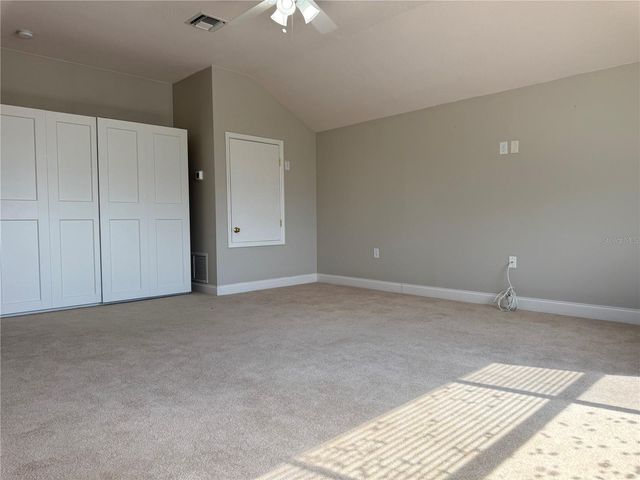 5909 WEDGEFIELD DRIVE, Zephyrhills, FL 33541