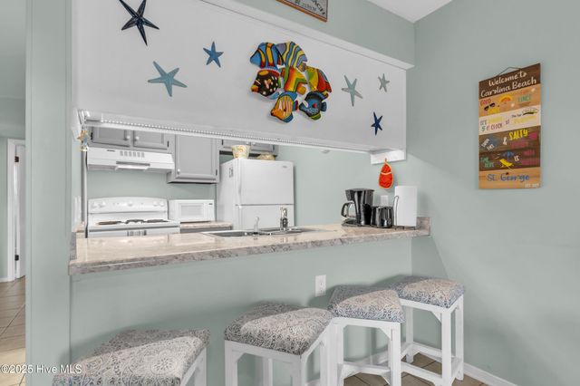 200 Lake Park Boulevard S 8a, Carolina Beach, NC 28428