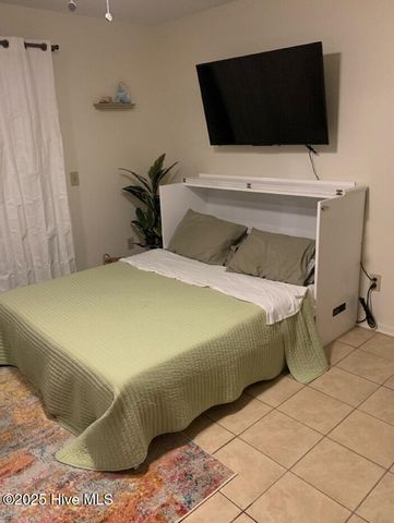 200 Lake Park Boulevard S 8a, Carolina Beach, NC 28428